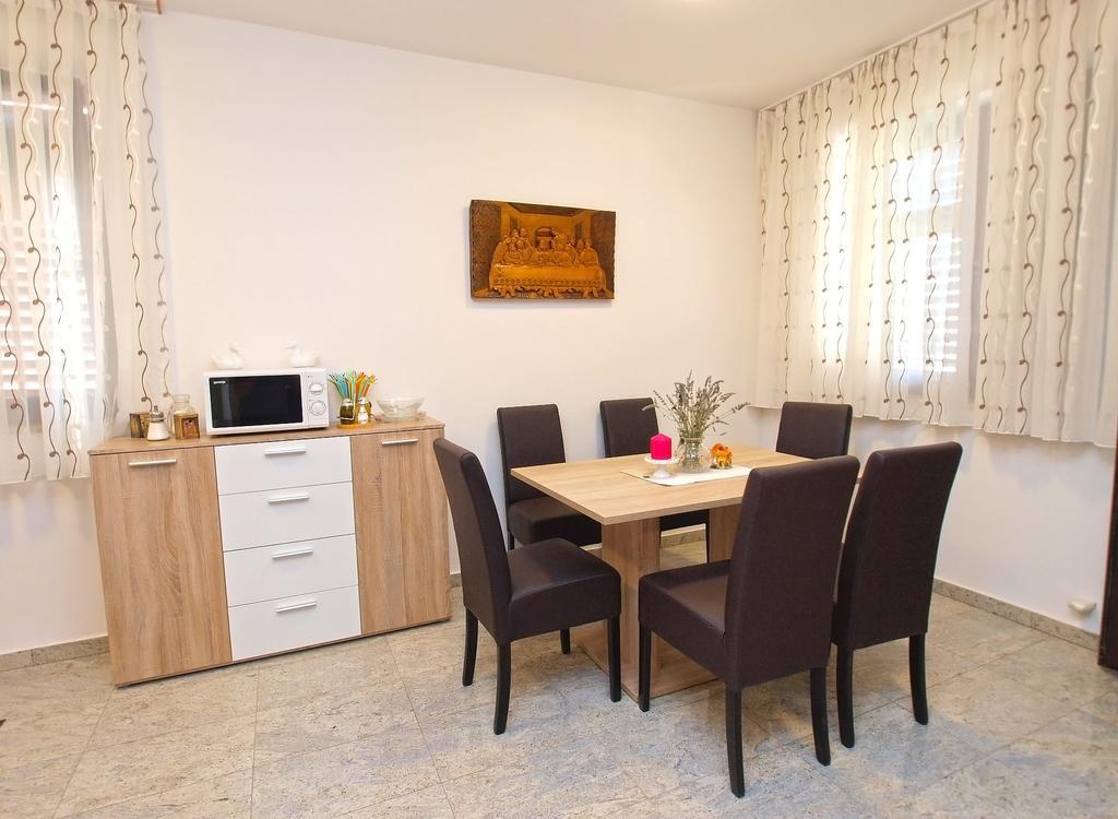 Apartment Mato 1424 Pula Bagian luar foto